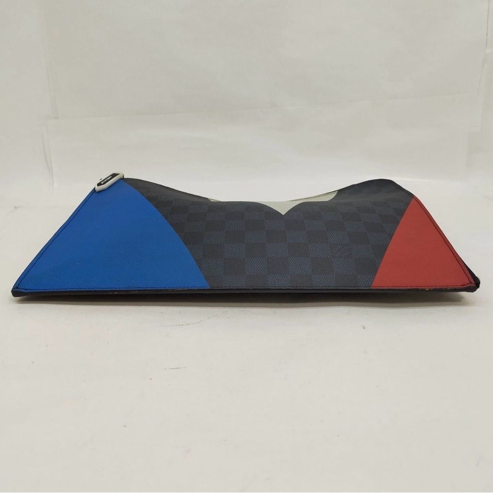 Louis Vuitton Limited Edition Pochette Jour GM - Picture 3 of 7